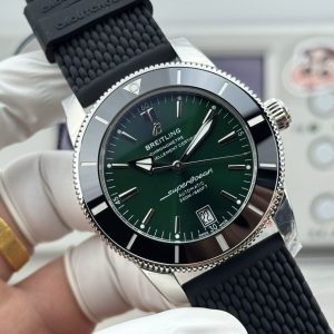 Premium Breitling Superocean Heritage II 42mm Luxury Replica Watch 1143987162 - side view