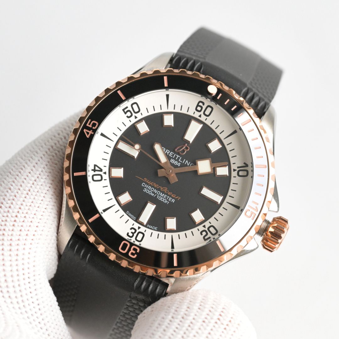 2-248.jpg Breitling Superocean Heritage 42mm Men's Luxury 1:1 Super Clone Watch 1119121398 - interior view