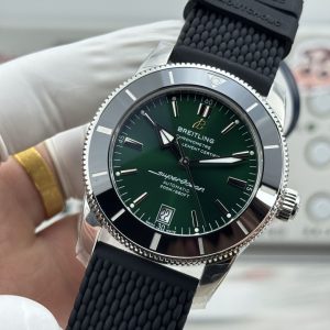 Premium Breitling Superocean Heritage II 42mm Luxury Replica Watch 1143987162 - interior view