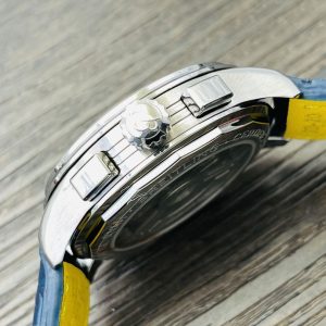 Breitling Navitimer Super Clone Watch | Premium Luxury Replica 1124082177 - close-up