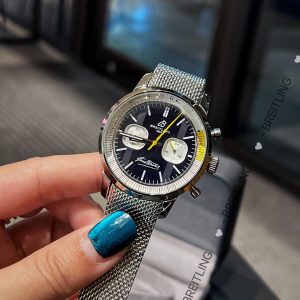 Breitling Avenger Super Clone Watch with Cash on Delivery | 43mm 1143955405 - detailed view